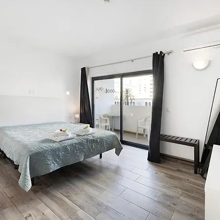Apartment Da Rocha Mar